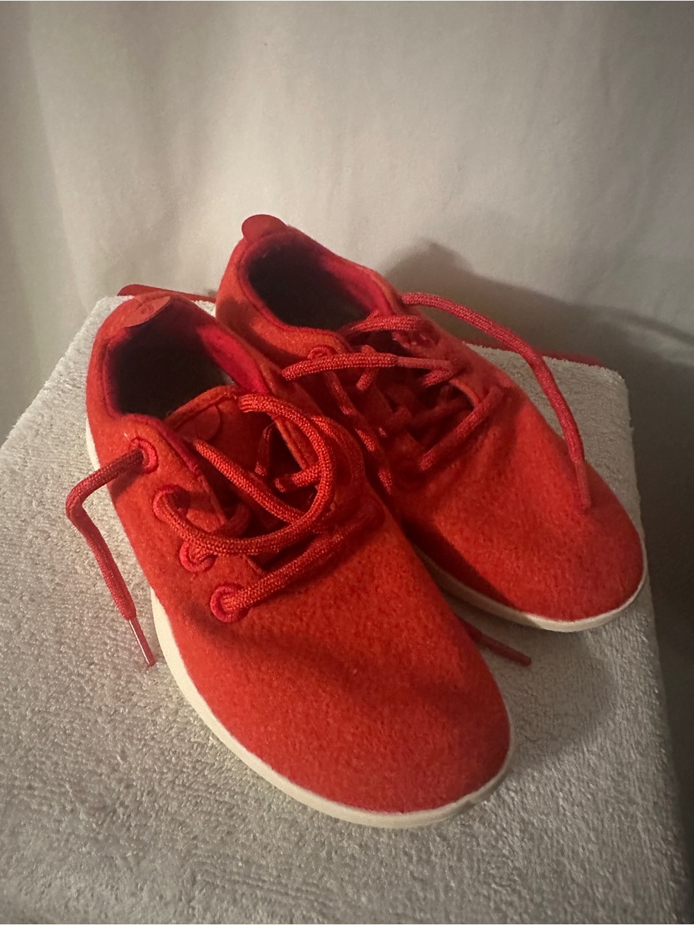 Women’s Red Lace-Up Wool Runner Sneakers